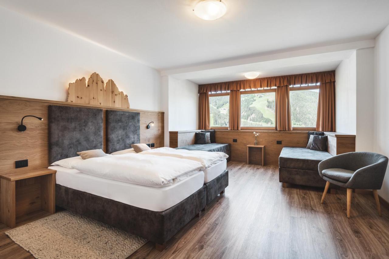 Berghotel Majarei San Vigilio Di Marebbe Ngoại thất bức ảnh